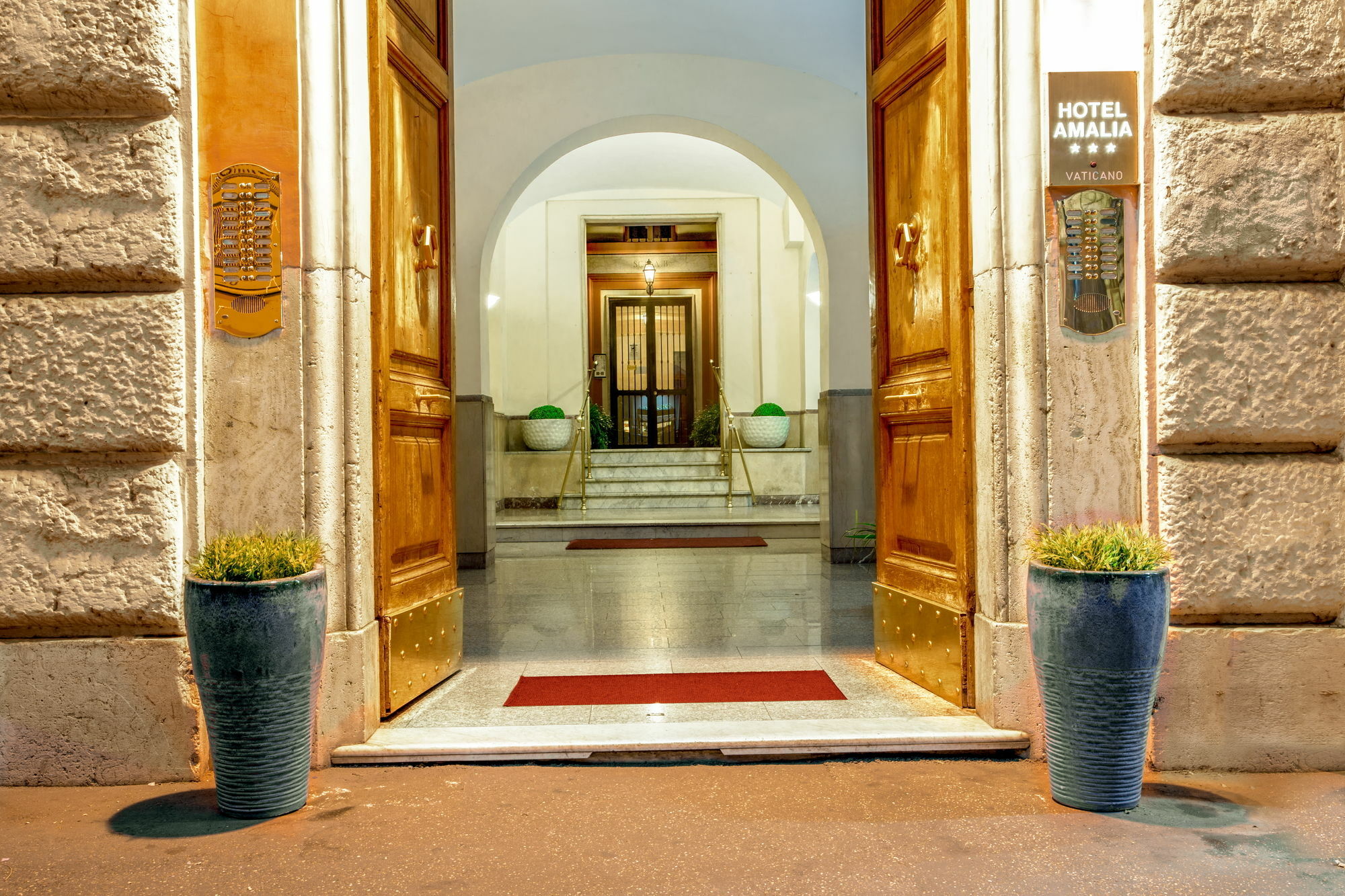Amalia Vatican House Rome Bagian luar foto